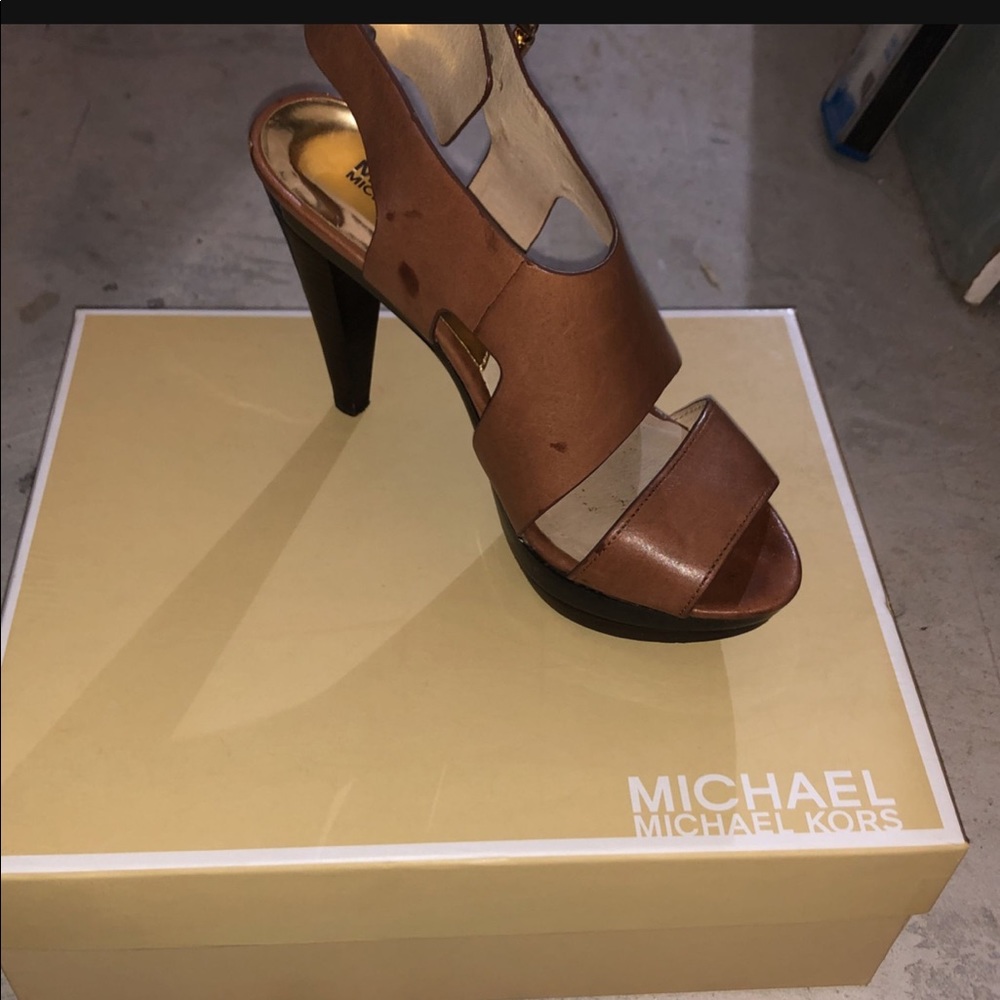 Micheal Kors Heels